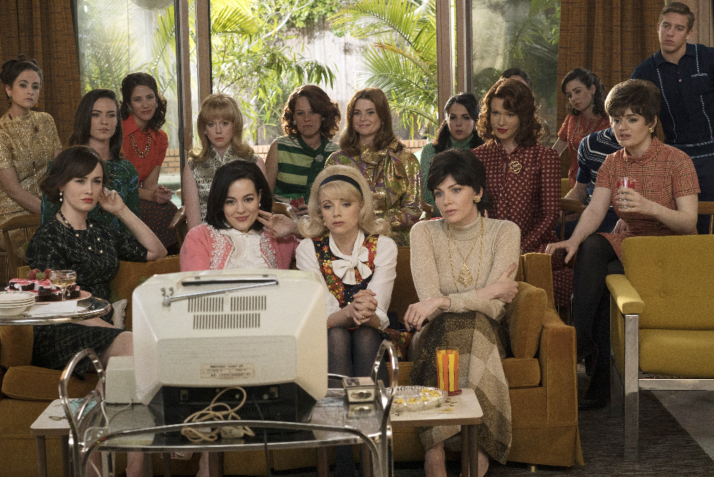 Still of JoAnna Garcia Swisher, Odette Annable, Dominique McElligott, Erin Cummings, Antonia Bernath, Azure Parsons, Holley Fain and Zoe Boyle in The Astronaut Wives Club (2015)