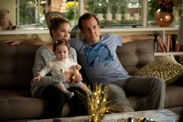 Still of Christina Applegate and Will Arnett in Up All Night (2011)