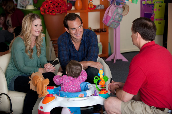 Still of Christina Applegate, Will Arnett and Michael Hitchcock in Up All Night (2011)