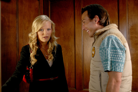 Still of Will Arnett and Malin Akerman in The Brothers Solomon (2007)