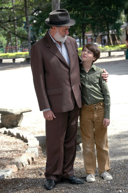 Germano Haiut and Michel Joelsas in O Ano em Que Meus Pais Saíram de Férias (2006)