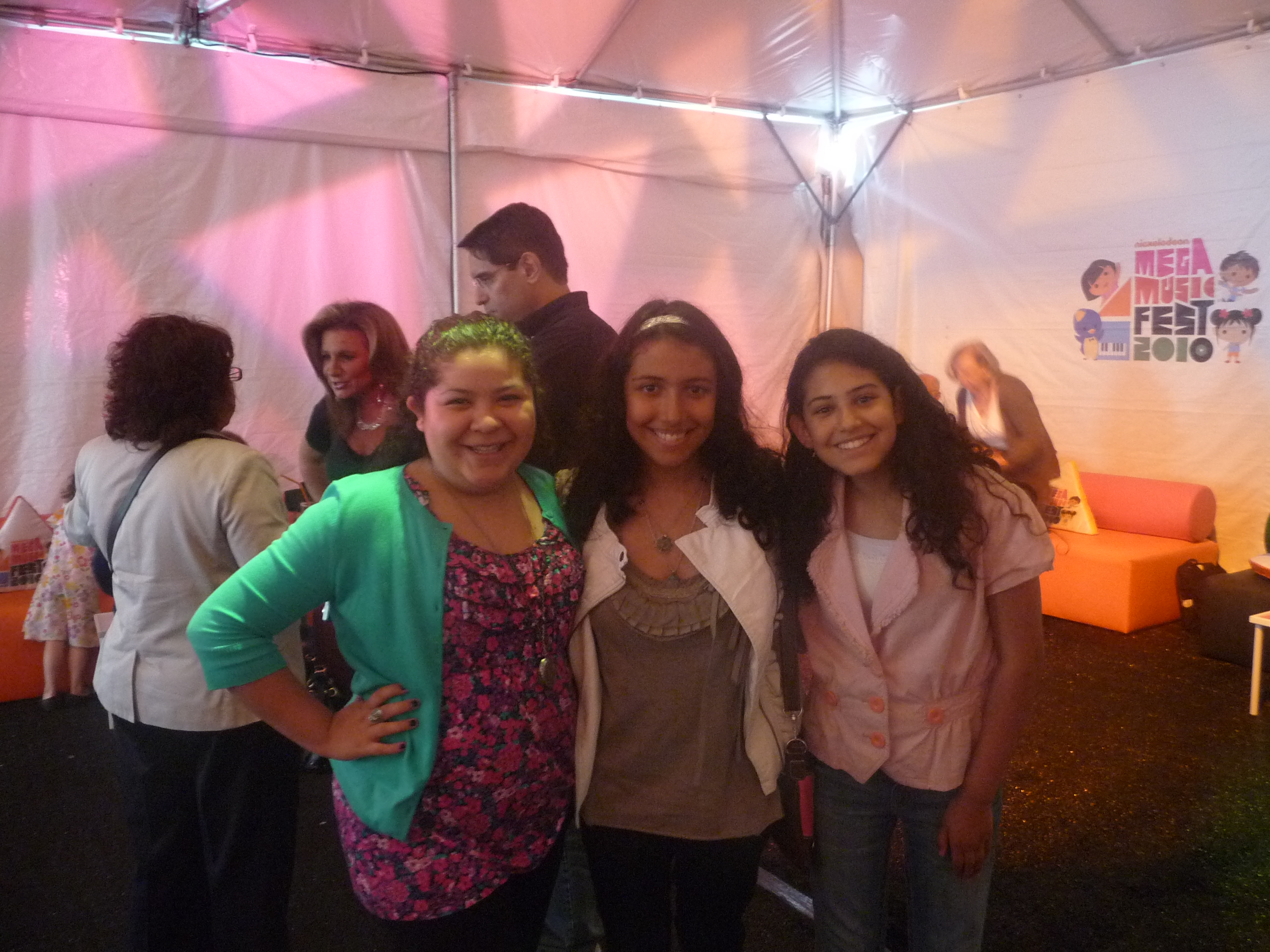 Caitlin Sanchez with Raini Rodriguez (left) and Miranda Sanchez (right)