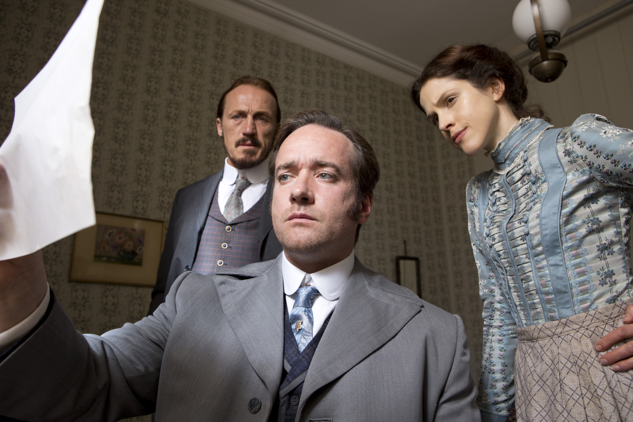 Still of Jerome Flynn, Matthew Macfadyen and Amanda Hale in Ripper Street (2012)