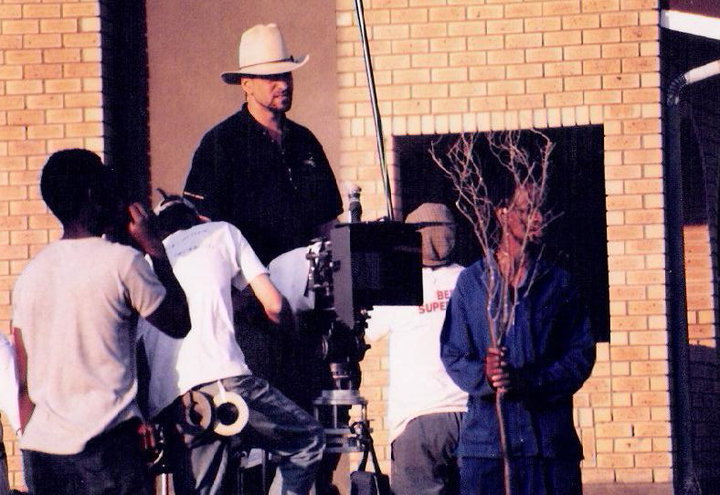 Hot Chilli 1998 Director (pictured in blue): Moabi Mogorosi.