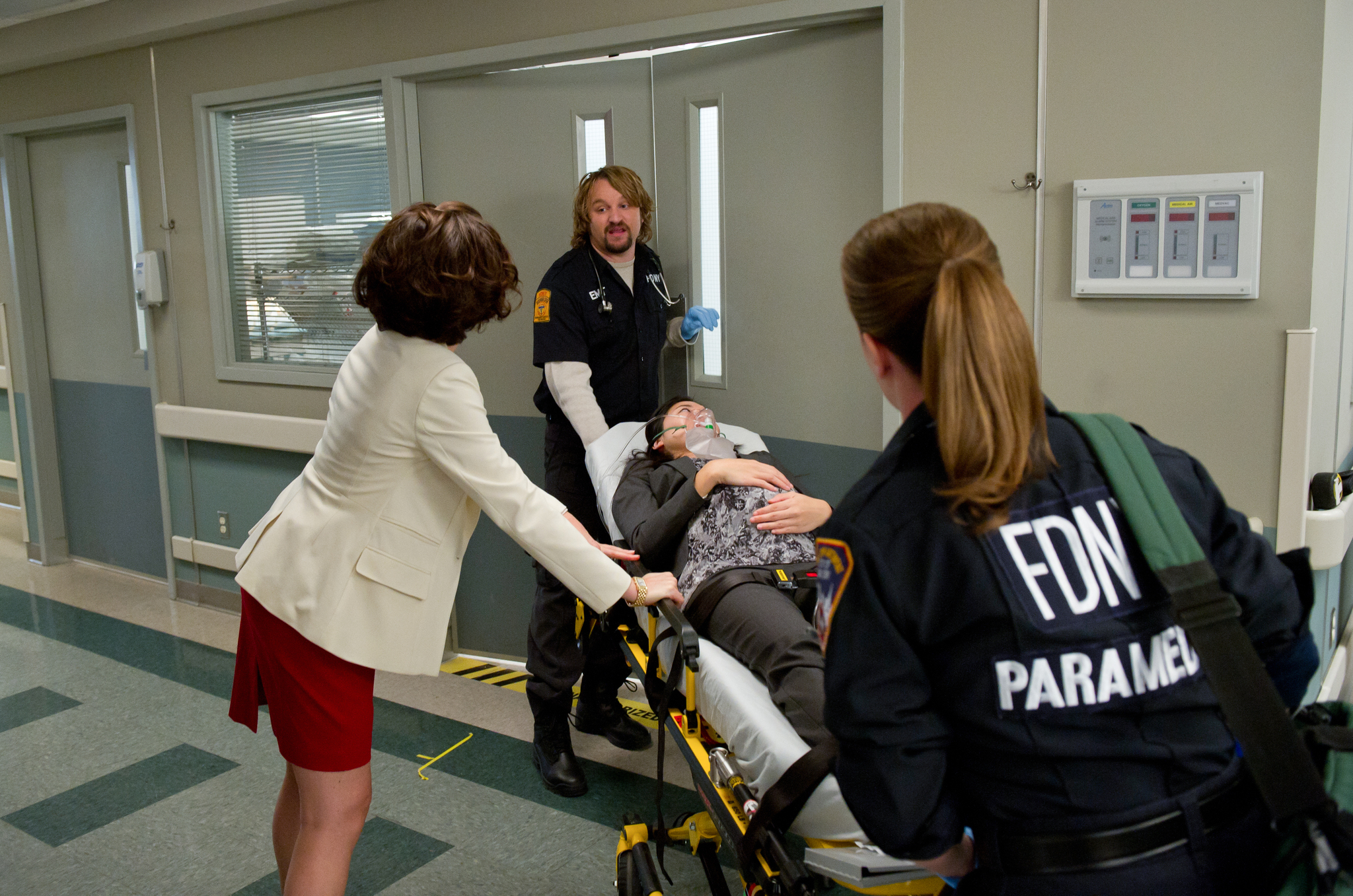 Eve Best and Lenny Jacobson in Nurse Jackie (2009)