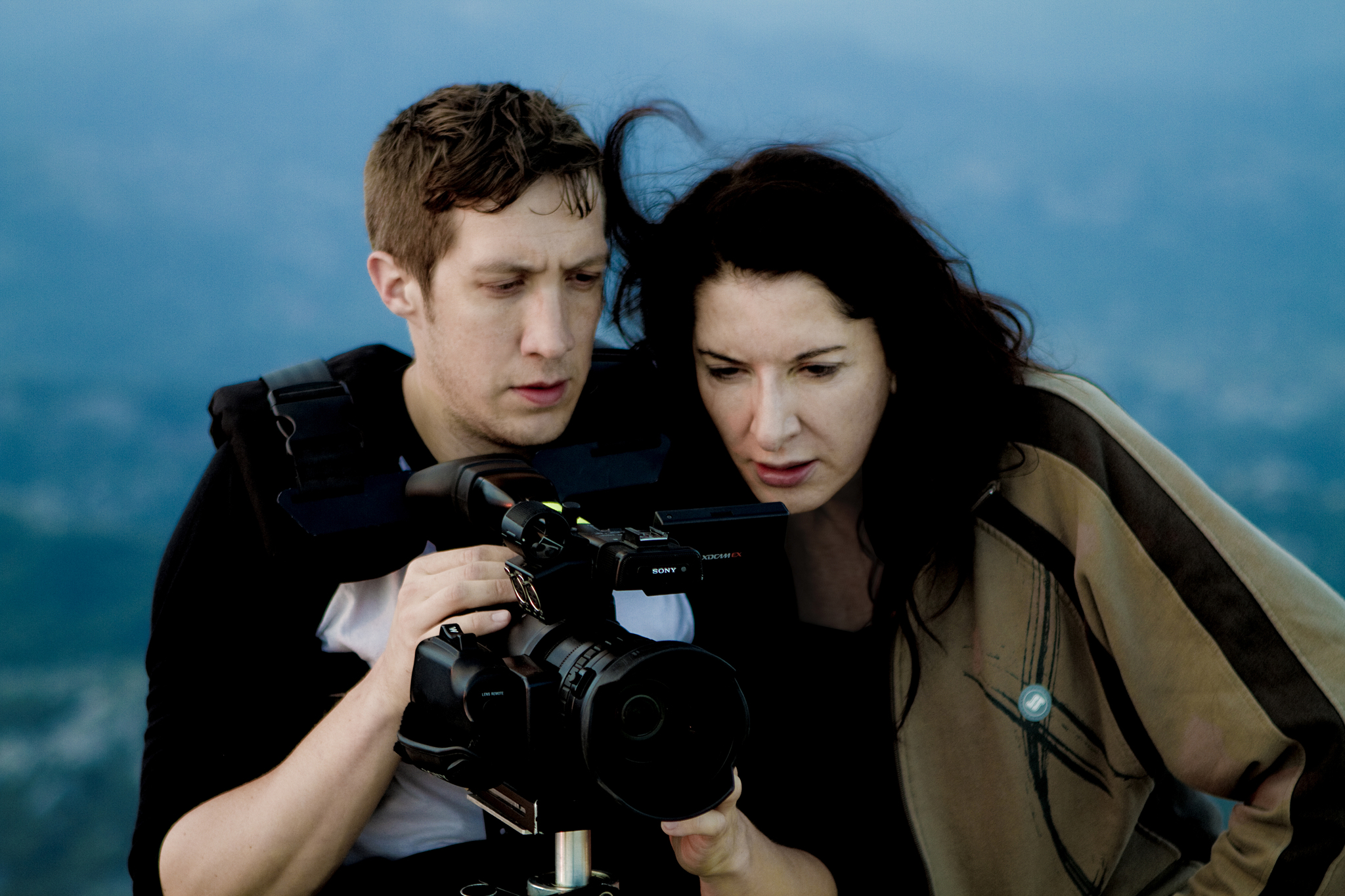 Still of Marina Abramovic and Matthew Akers in Marina Abramovic: The Artist Is Present (2012)