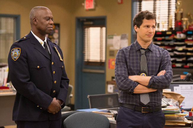 Still of Andre Braugher and Andy Samberg in Brooklyn Nine-Nine (2013)