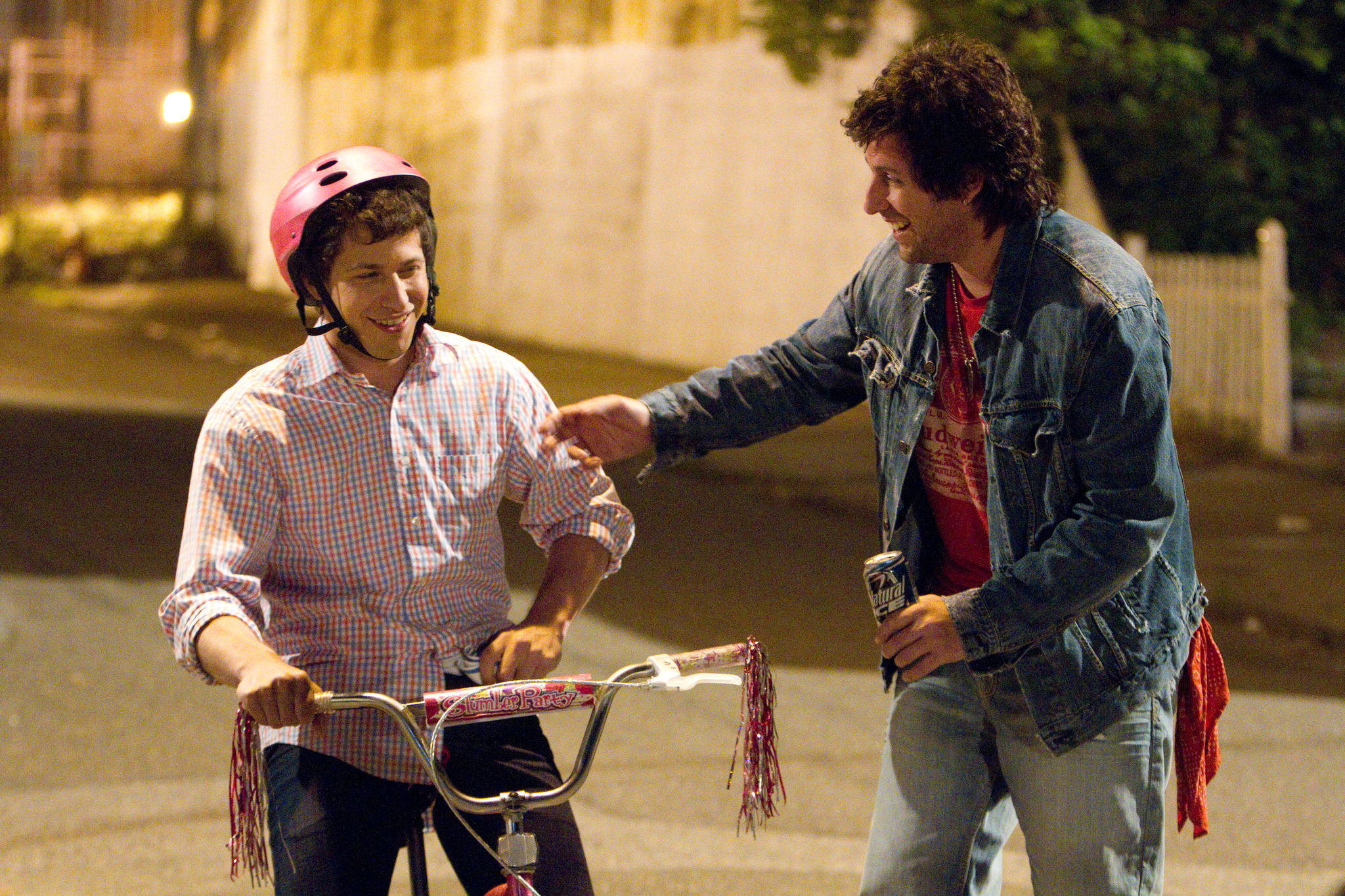 Still of Adam Sandler and Andy Samberg in Pakvaises tetis (2012)