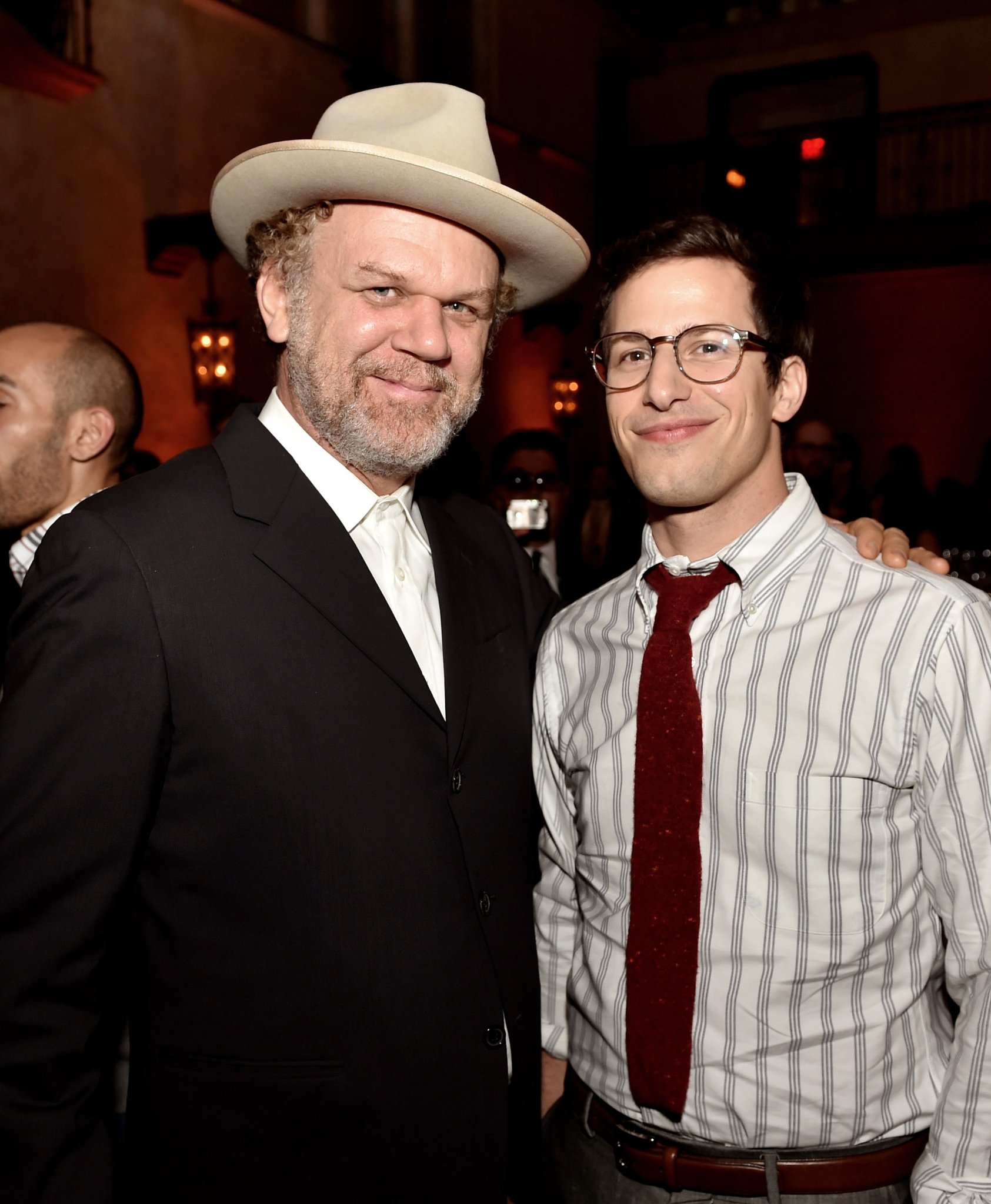 John C. Reilly and Andy Samberg at event of Zmogiska silpnybe (2014)