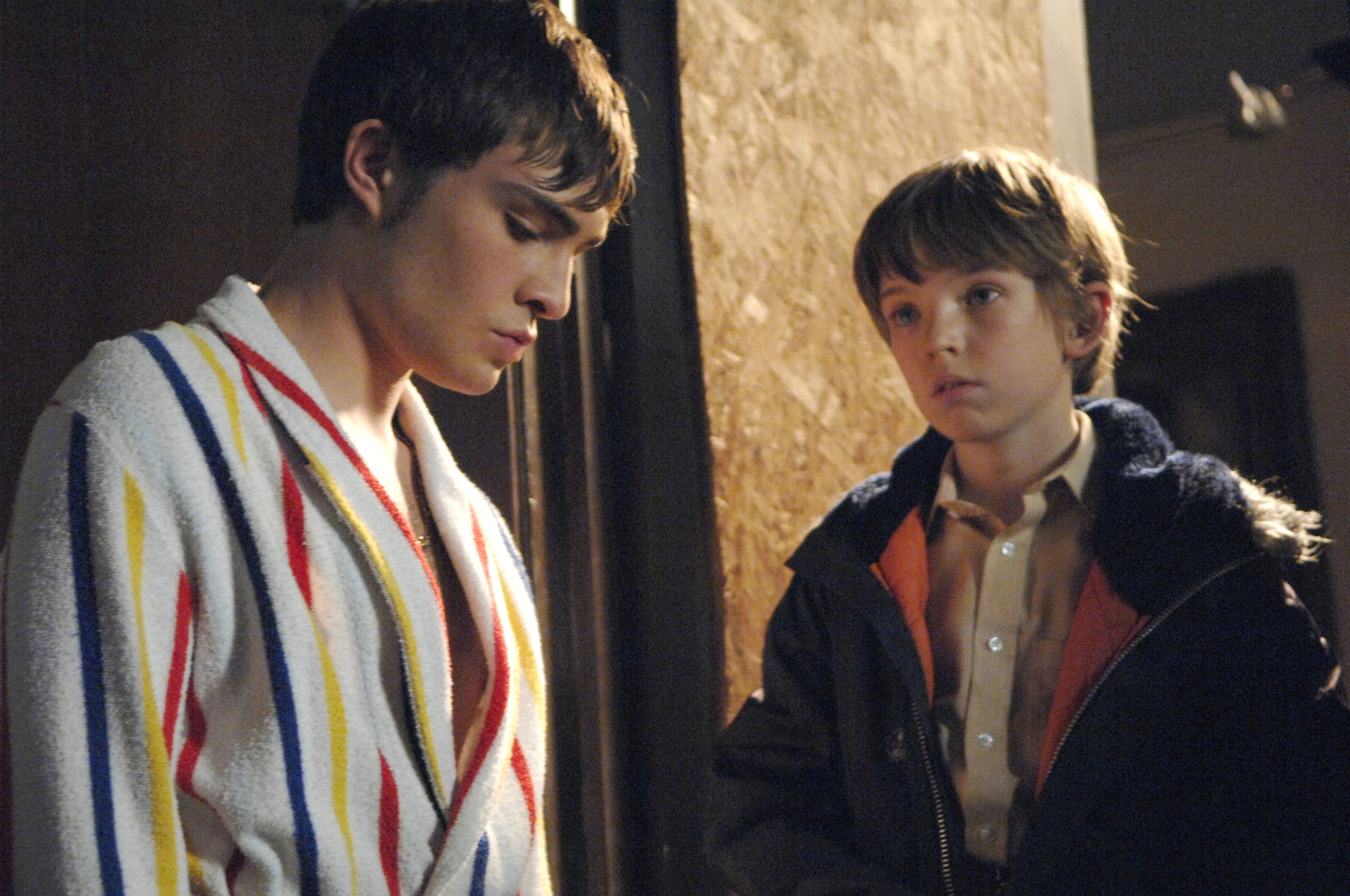 Still of Ed Westwick and Bill Milner in Son of Rambow (2007)