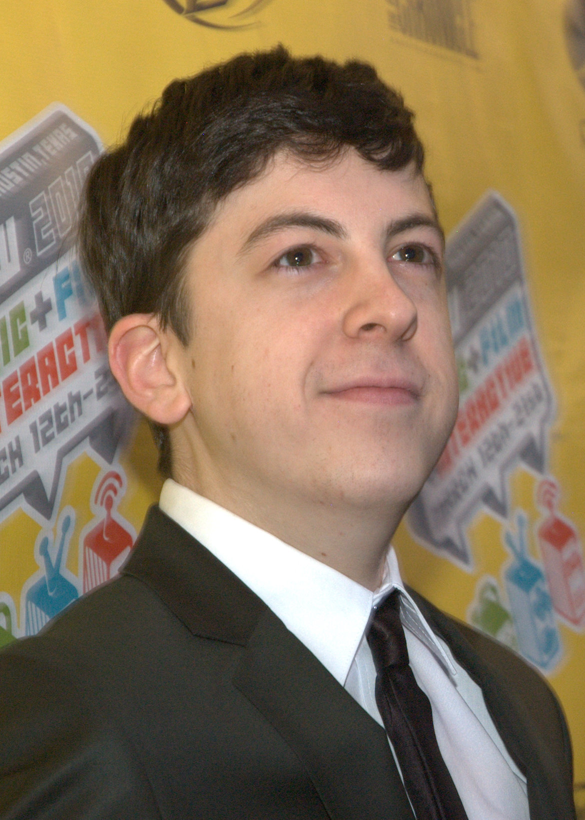 Christopher Mintz-Plasse at event of Ateini cia arba gausi i duda! (2010)