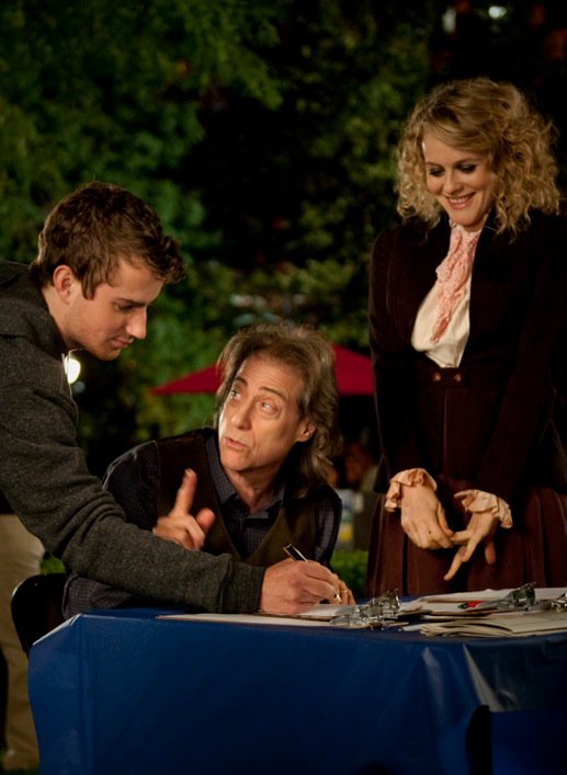 Jacob Wasserman, Richard Lewis, Alicia Silverstone on the set of 'Vamps'.