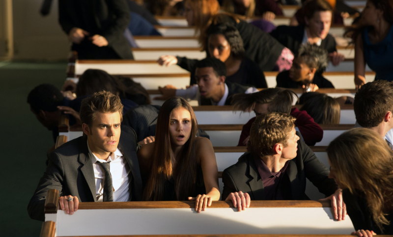 Still of Paul Wesley, Zach Roerig and Nina Dobrev in Vampyro dienorasciai (2009)