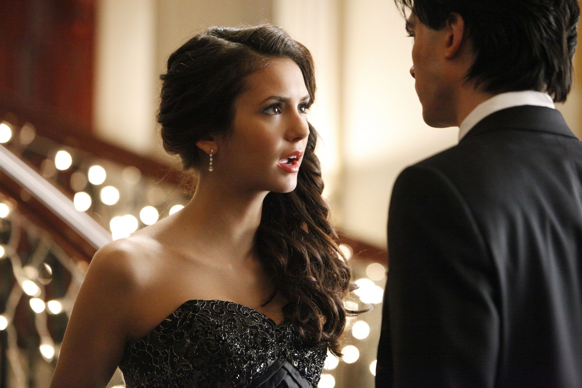 Still of Ian Somerhalder and Nina Dobrev in Vampyro dienorasciai (2009)