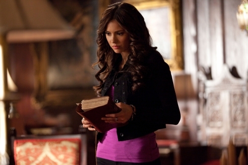 Still of Nina Dobrev in Vampyro dienorasciai (2009)