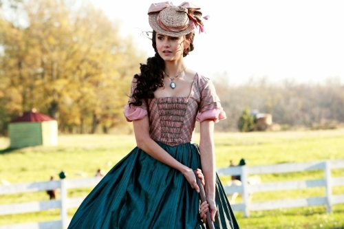 Still of Nina Dobrev in Vampyro dienorasciai (2009)