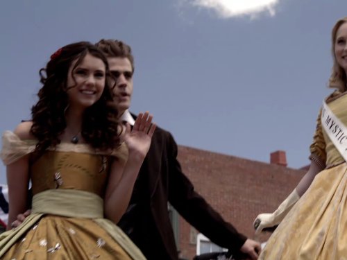 Still of Paul Wesley, Candice King and Nina Dobrev in Vampyro dienorasciai (2009)