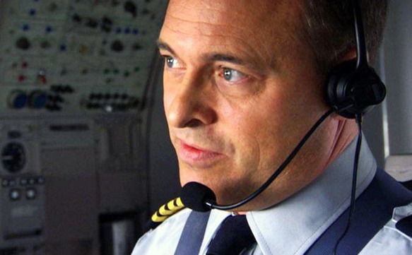 As Capt. Jason Dahl in Flight 93