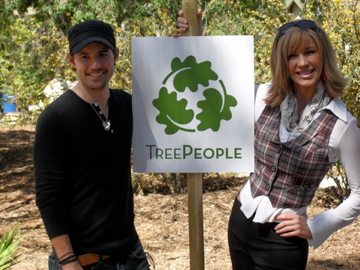 Tree People event with Leeza Gibbon
