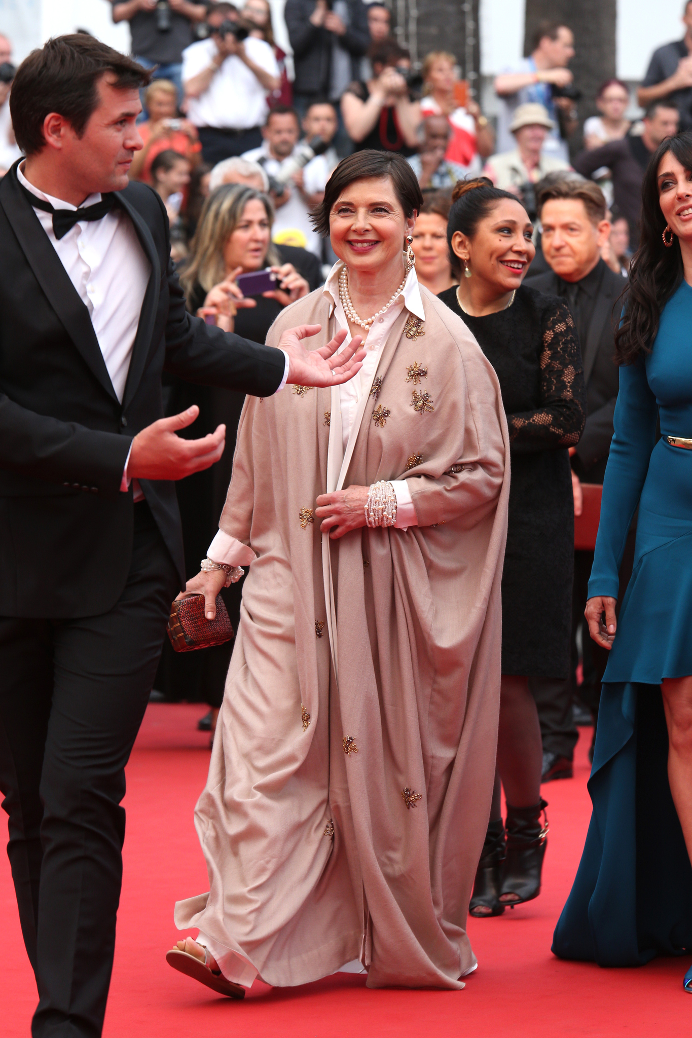 Isabella Rossellini and Gisela Schober at event of Paseles Maksas: ituzio kelias (2015)