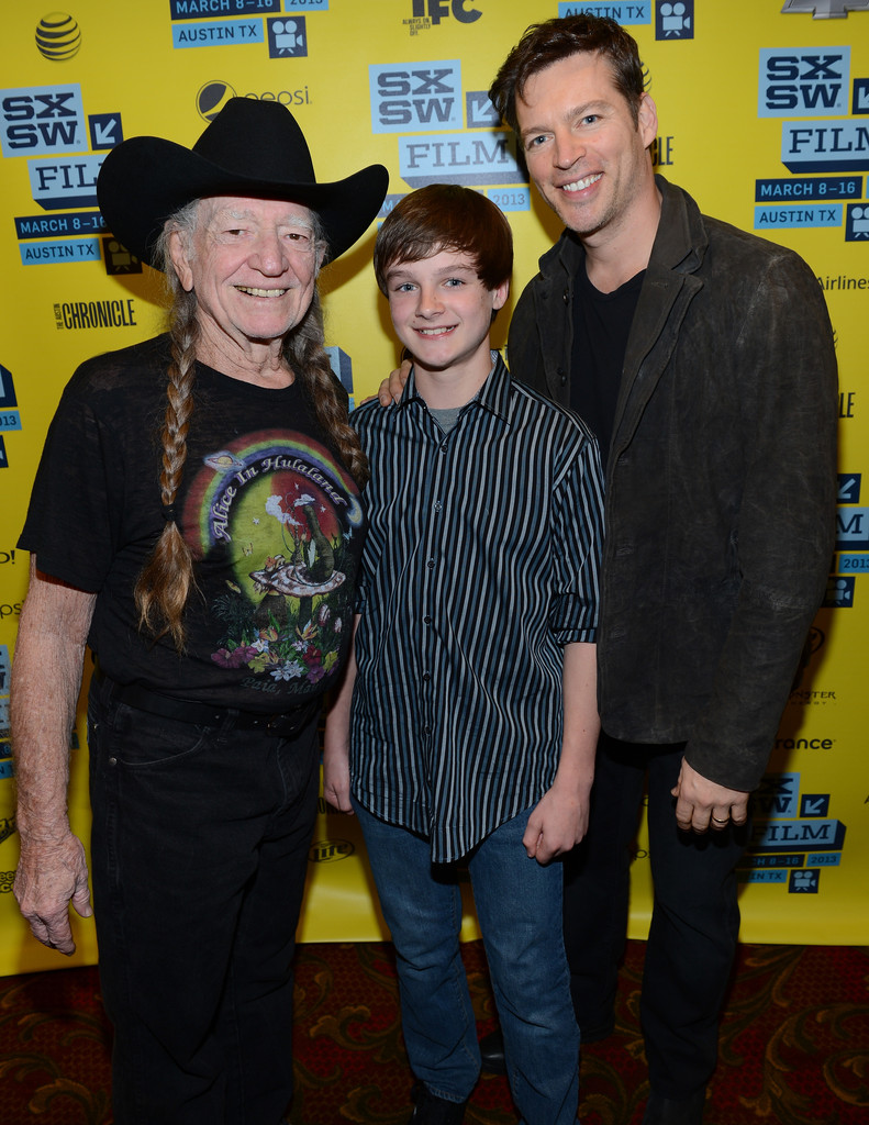 Willie Nelson, Chandler Canterbury, and Harry Connick, Jr. at event of When Angels Sing