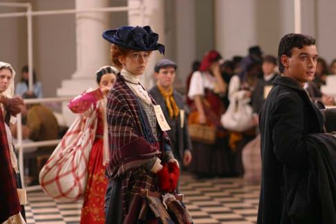 Still of Charlotte Gainsbourg, Francesco Casisa, Federica De Cola and Isabella Ragonese in Nuovomondo (2006)