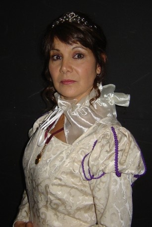 Lynne as Gertrude in 