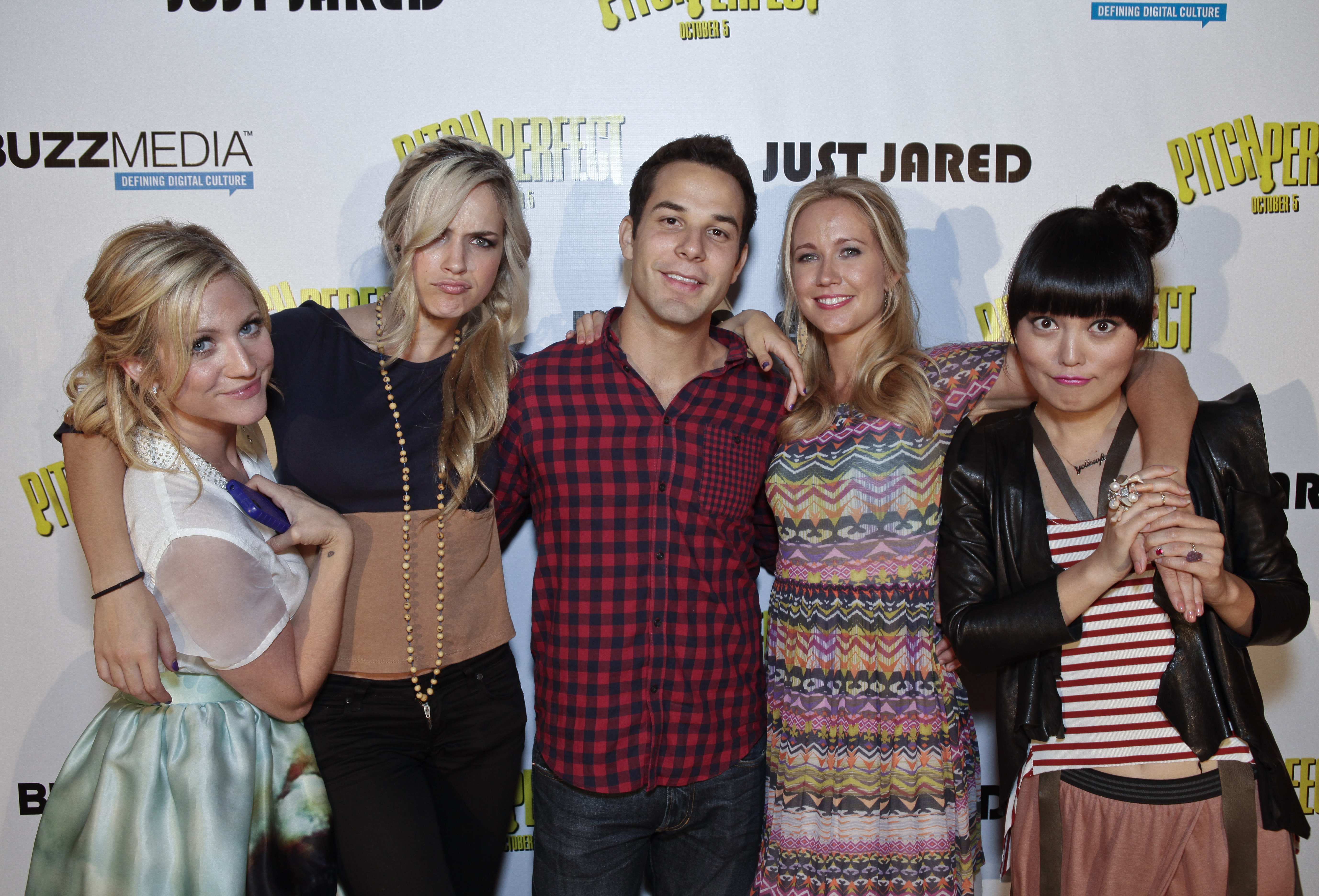 Hana Mae Lee attends Pitch Perfect event with cast members Brittany Snow, Alexis Knapp, Skylar Astin and Anna Camp