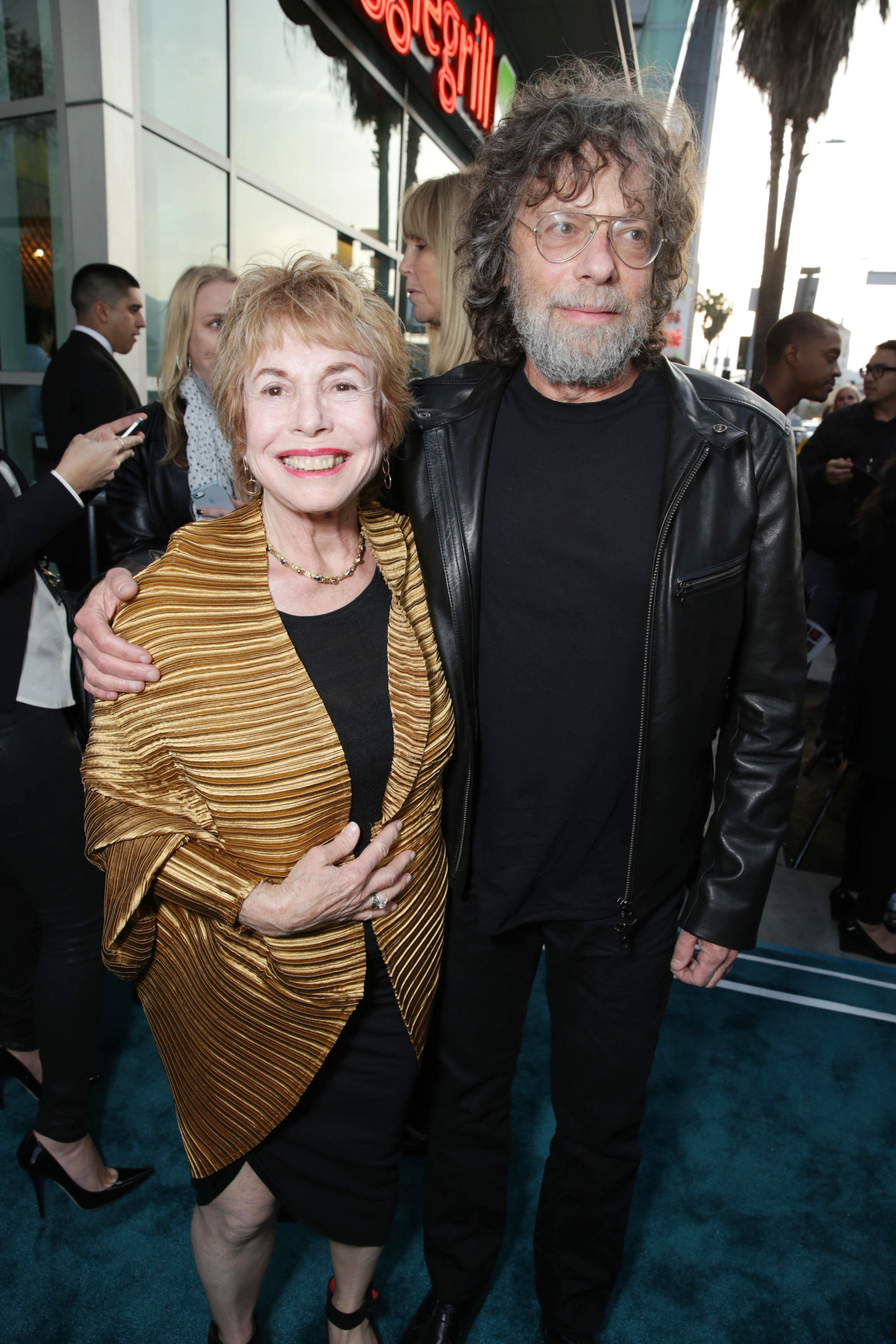 Steve Schwartz and Paula Mae Schwartz at event of Sielonese (2013)
