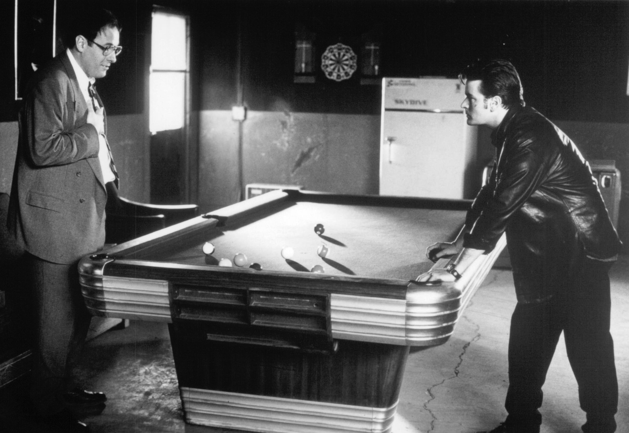 Still of Charlie Sheen and James Gandolfini in Terminal Velocity (1994)