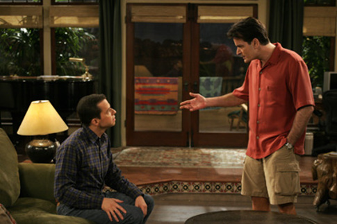 Still of Charlie Sheen and Jon Cryer in Two and a Half Men (2003)