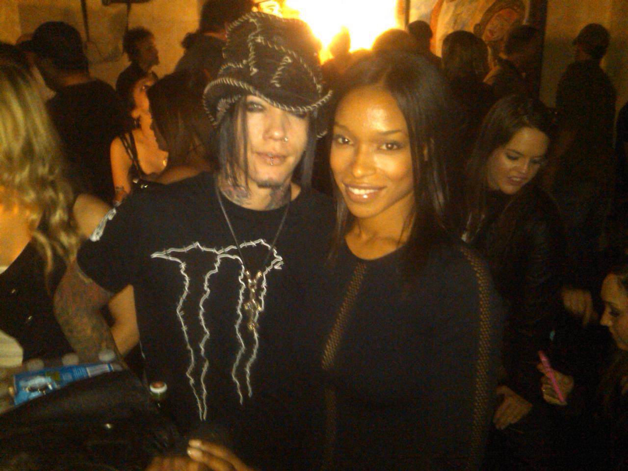 BACKSTAGE W/ GNR DJ ASHBA #LeadGuitarist