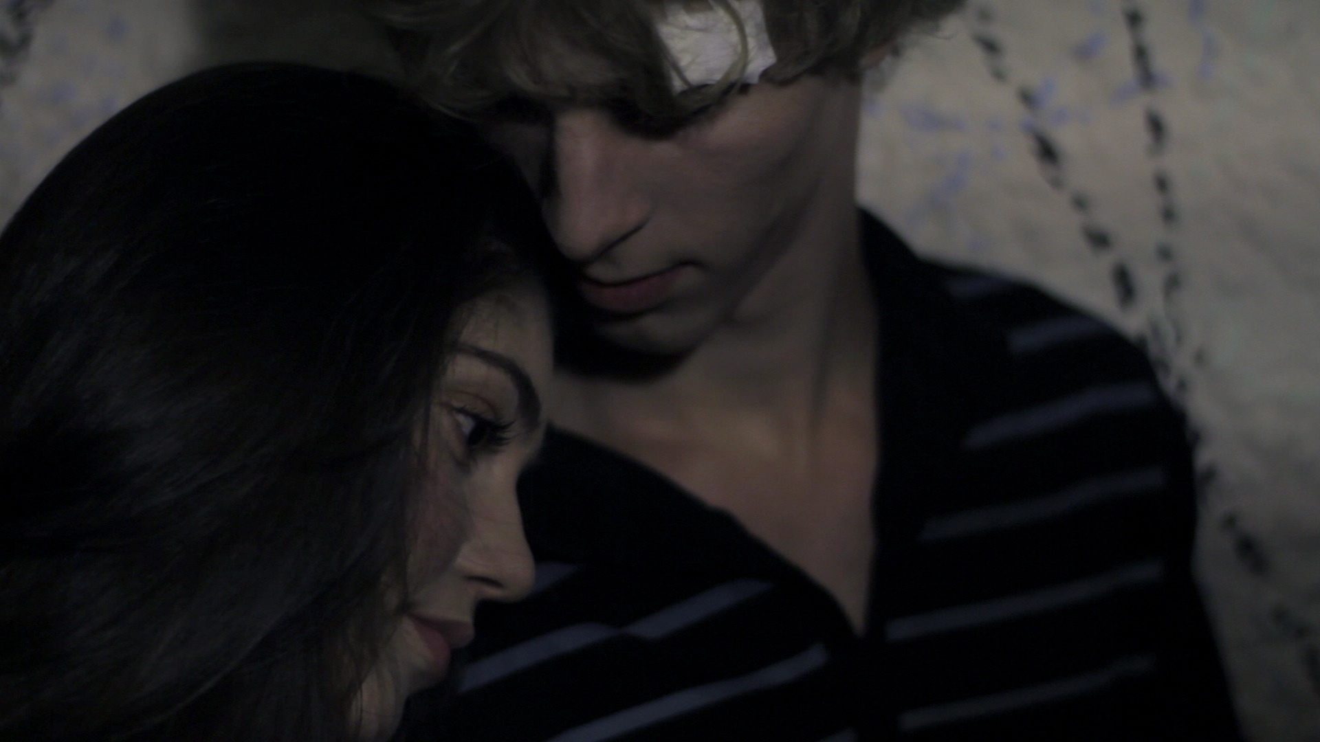 Still of Parker Croft and Emilia Ares Zoryan in Falling Overnight (2011)