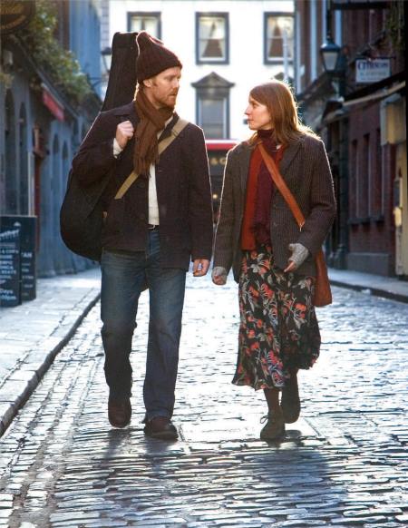 Still of Glen Hansard and Markéta Irglová in Once (2006)