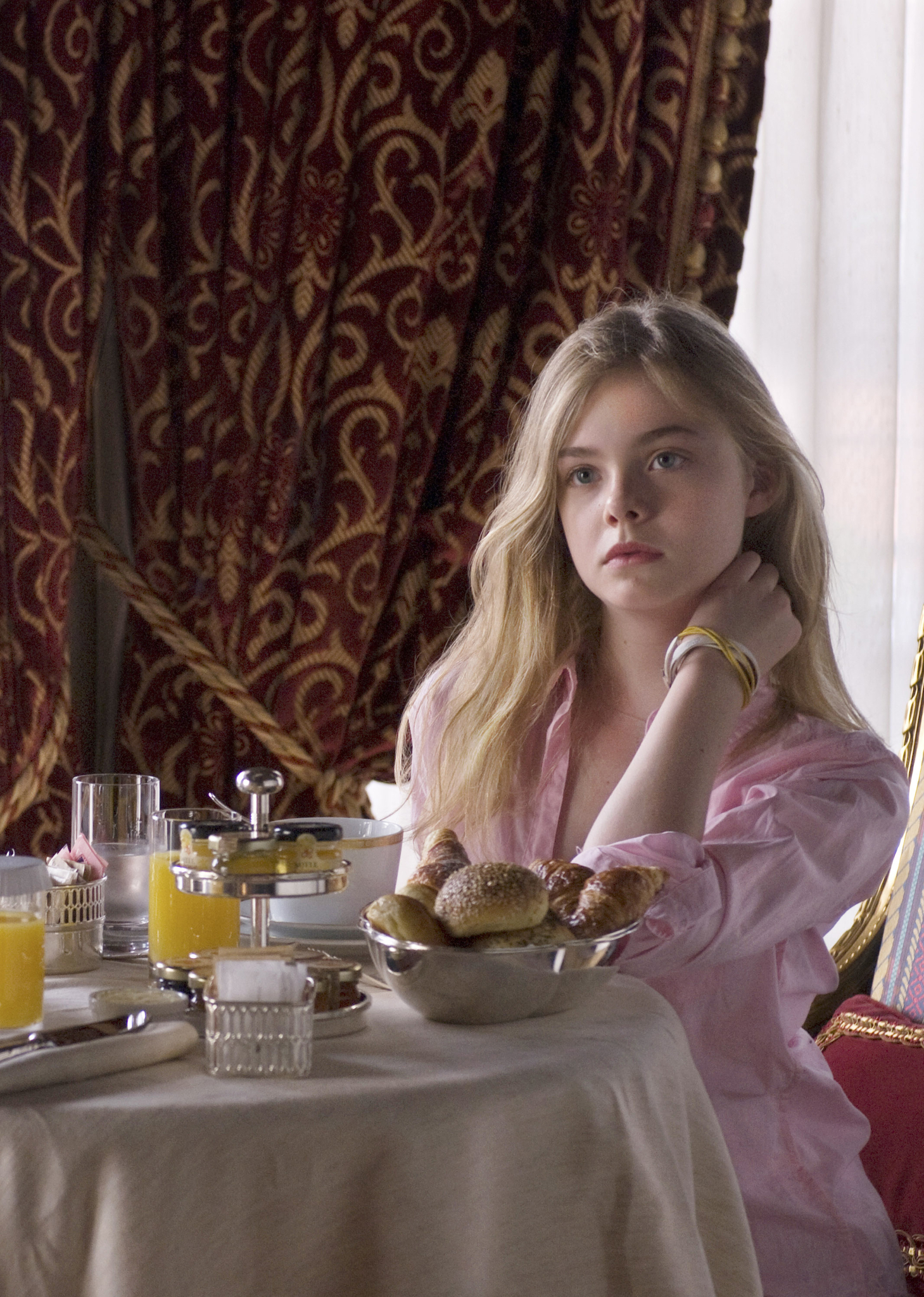 Still of Elle Fanning in Somewhere (2010)