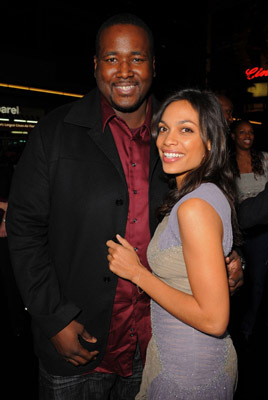 Rosario Dawson and Quinton Aaron at event of Elijaus knyga (2010)