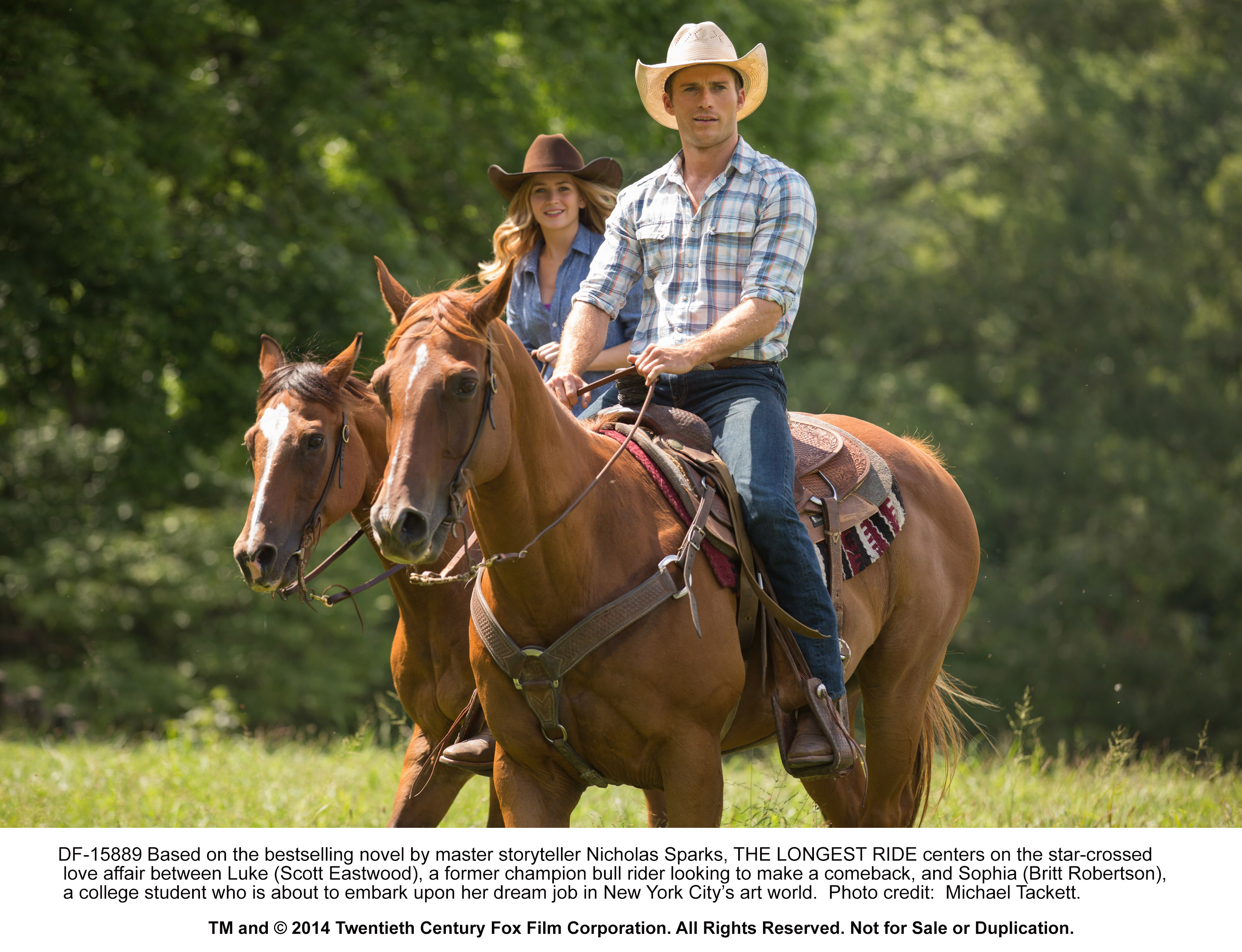 Still of Britt Robertson and Scott Eastwood in Ilgiausia kelione (2015)