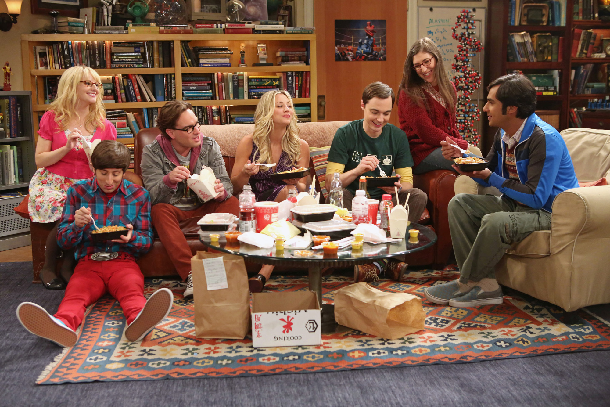 Still of Mayim Bialik, Kaley Cuoco, Johnny Galecki, Simon Helberg, Jim Parsons, Melissa Rauch and Kunal Nayyar in Didziojo sprogimo teorija (2007)