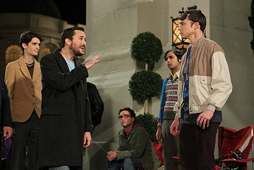 Still of Johnny Galecki, Jim Parsons and Kunal Nayyar in Didziojo sprogimo teorija (2007)