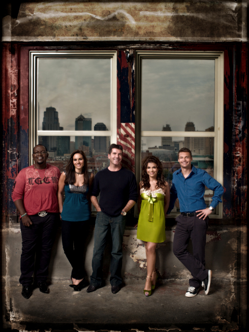 Still of Paula Abdul, Simon Cowell, Randy Jackson and Kara DioGuardi in American Idol: The Search for a Superstar (2002)