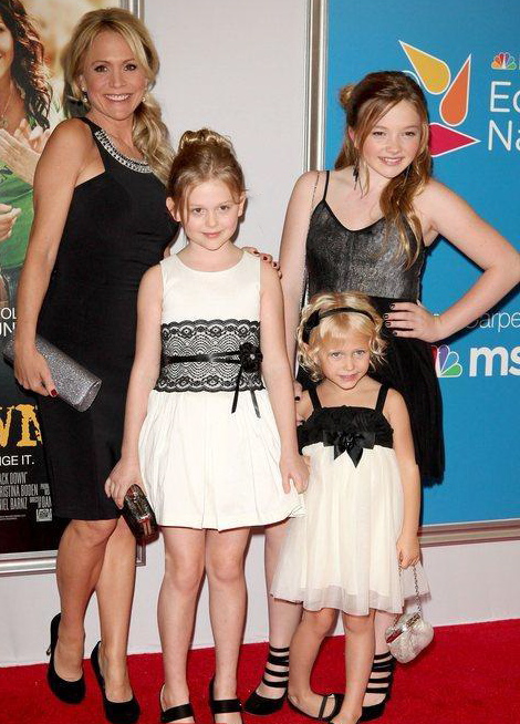 Natalie Alyn Lind and family Barbara Alyn Woods, Alyvia Alyn Lind, and Emily Alyn Lind at the premiere of Won't Back Down
