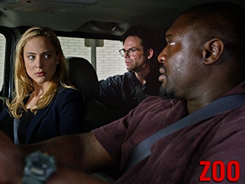 Still of Billy Burke, Nonso Anozie and Nora Arnezeder in Zoo (2015)