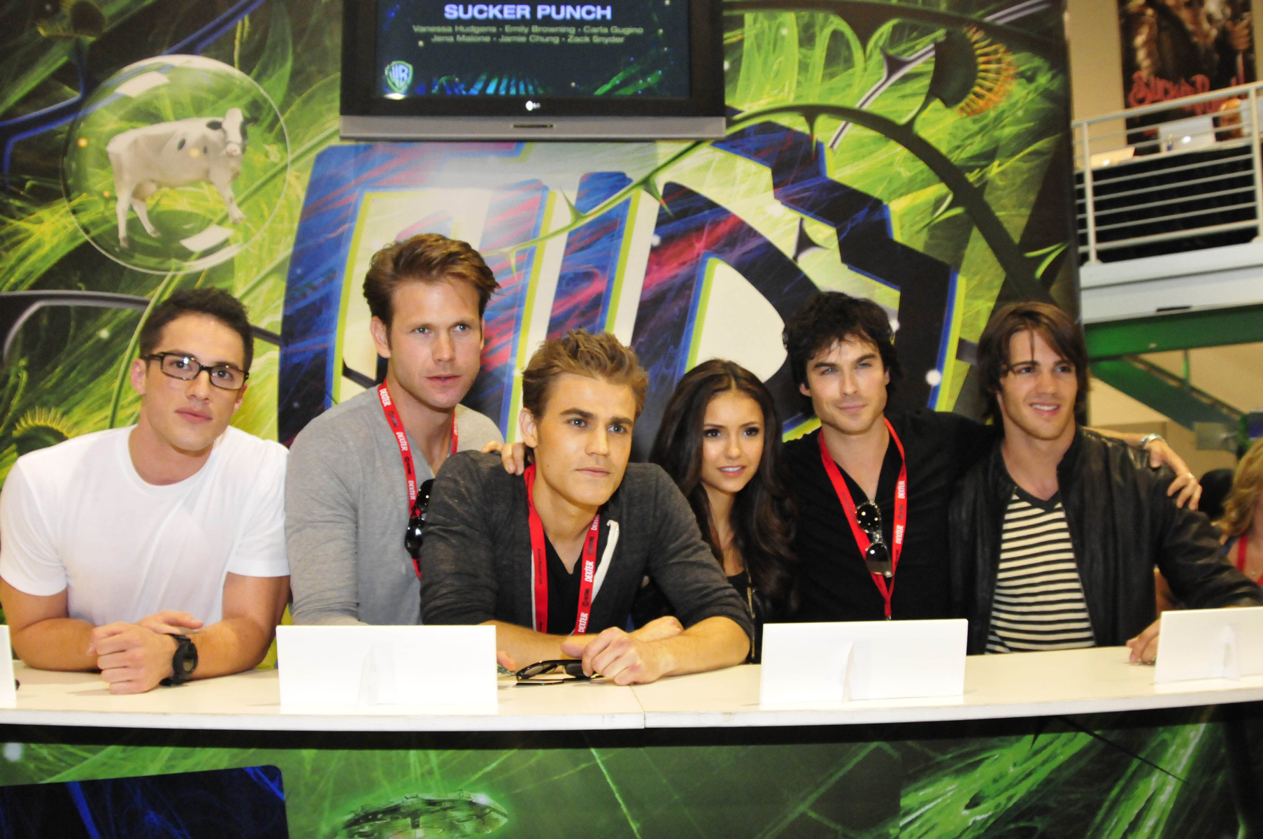 Matthew Davis, Ian Somerhalder, Paul Wesley, Michael Trevino, Steven R. McQueen and Nina Dobrev at event of Vampyro dienorasciai (2009)