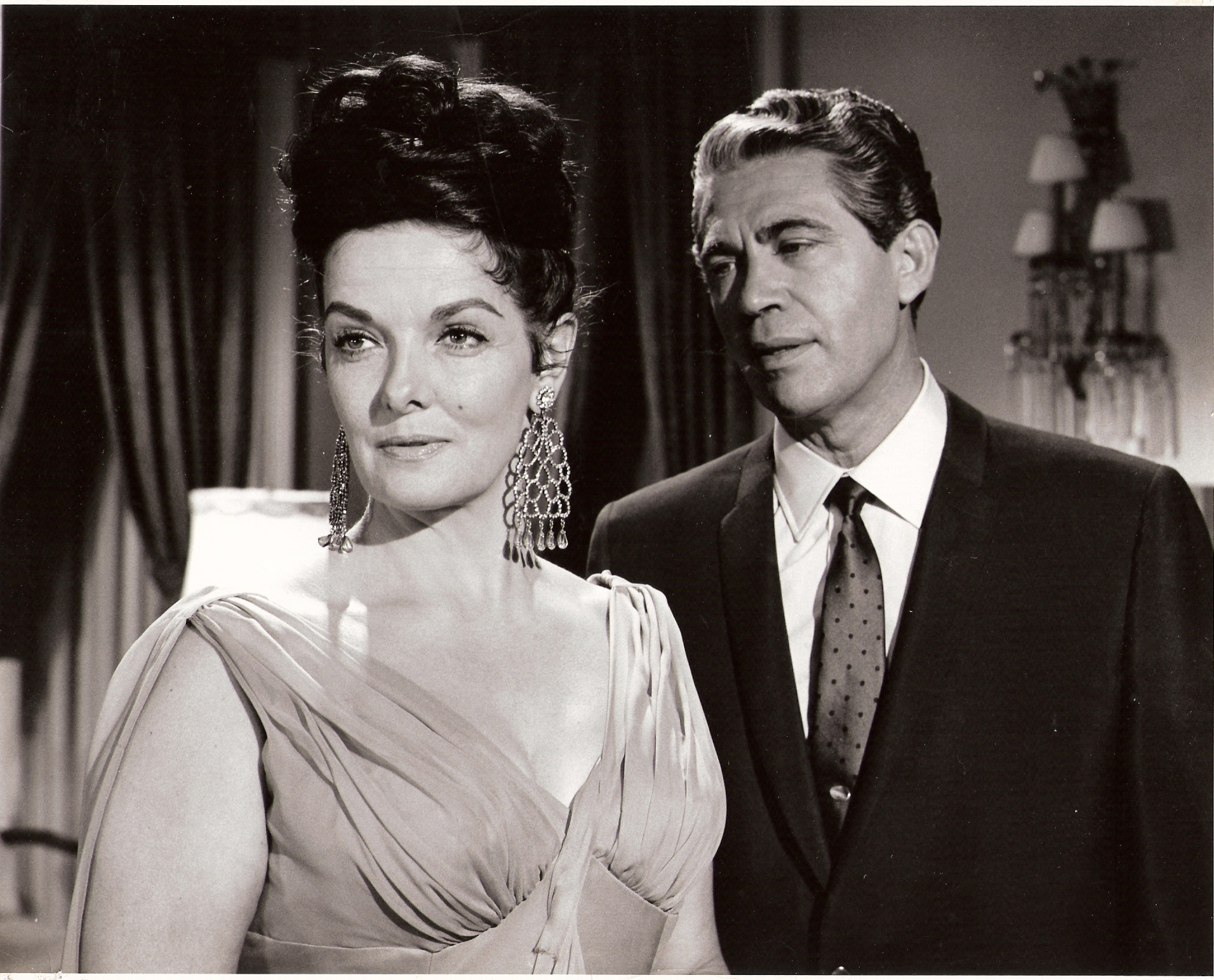 Jane Russell, Peter Savage in 