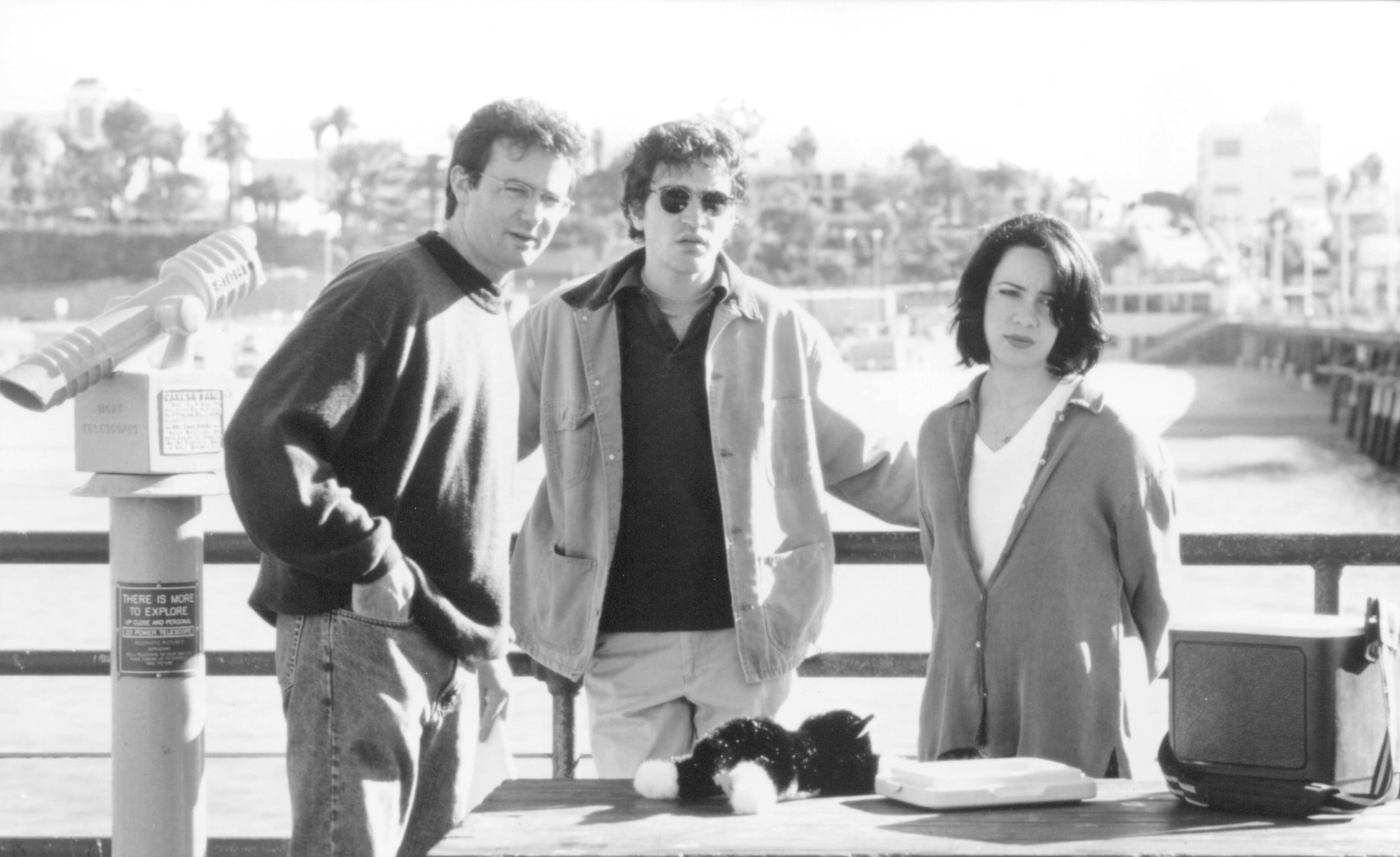 Still of Janeane Garofalo, Ben Chaplin and Michael Lehmann in The Truth About Cats & Dogs (1996)
