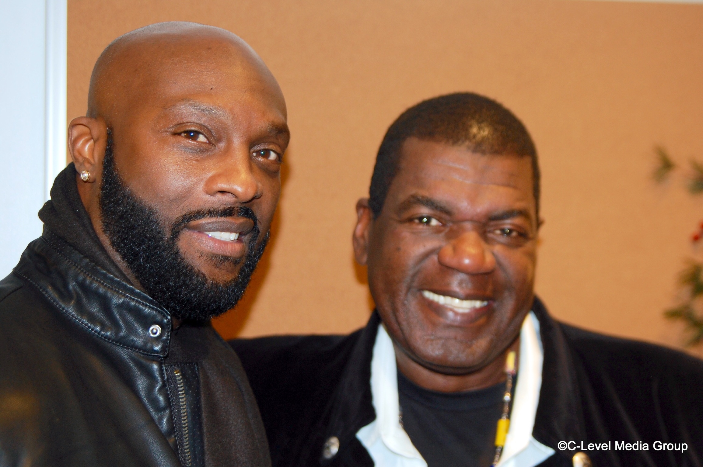 Ro Brooks and R&B Legend Howard Johnson backstage at the Soul2Soul Concert.