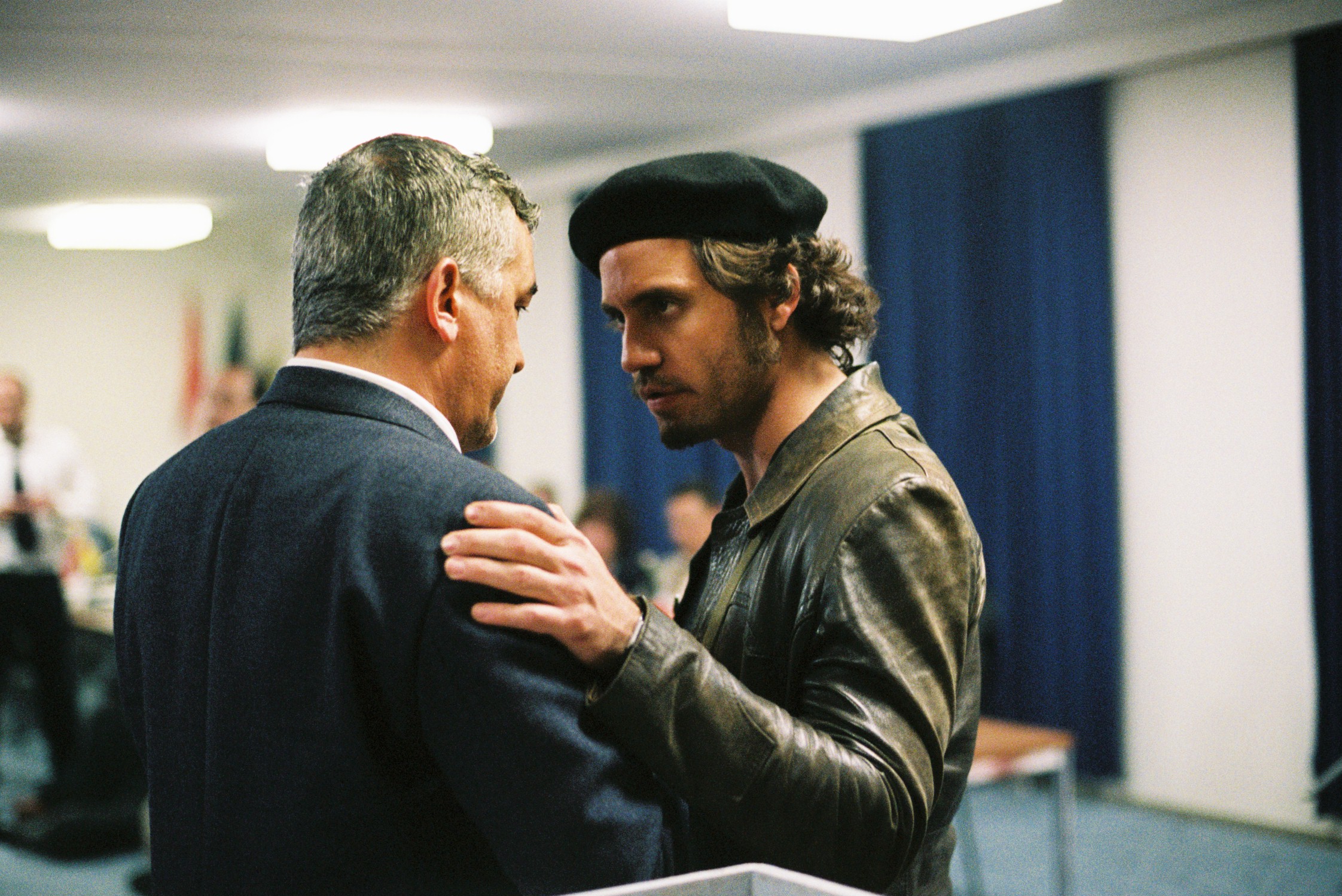 Alejandro Arroyo and Edgar Ramírez in Olivier Assayas' 