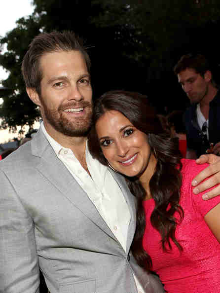 Angelique Cabral and Geoff Stults