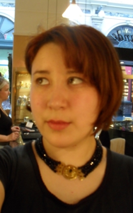 'Taken in Brussels', 2011- Thais Sher wearing quite a special vintage Onyx Dutch Antique necklace...