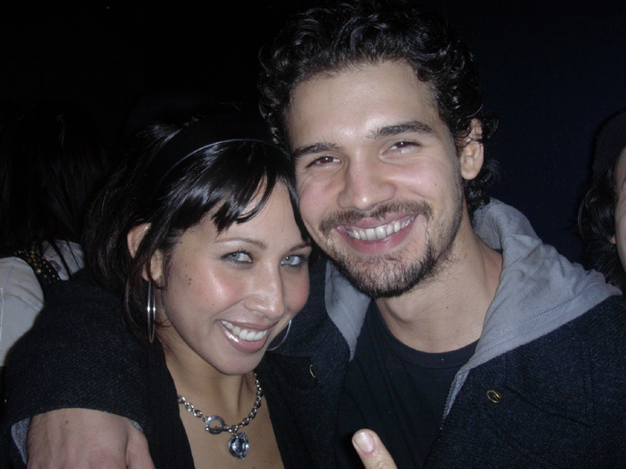 Suri van Sornsen and Steven Strait on set of the WB movie 10.000BC in New Zealand